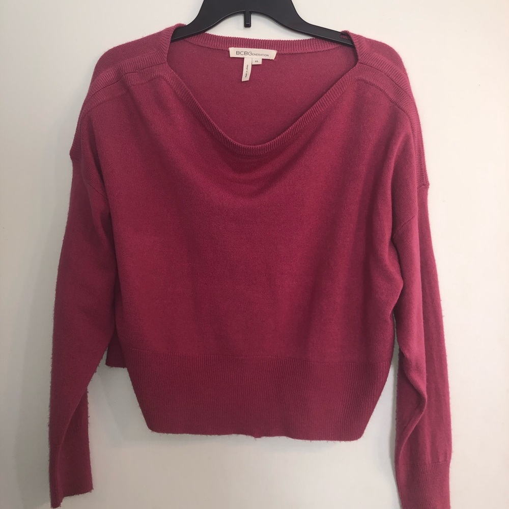 BCBG Generation slighty cropped sweater